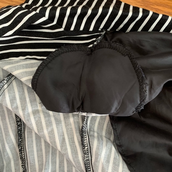 Stripe One Button Crop Blazer - Picture 9 of 10